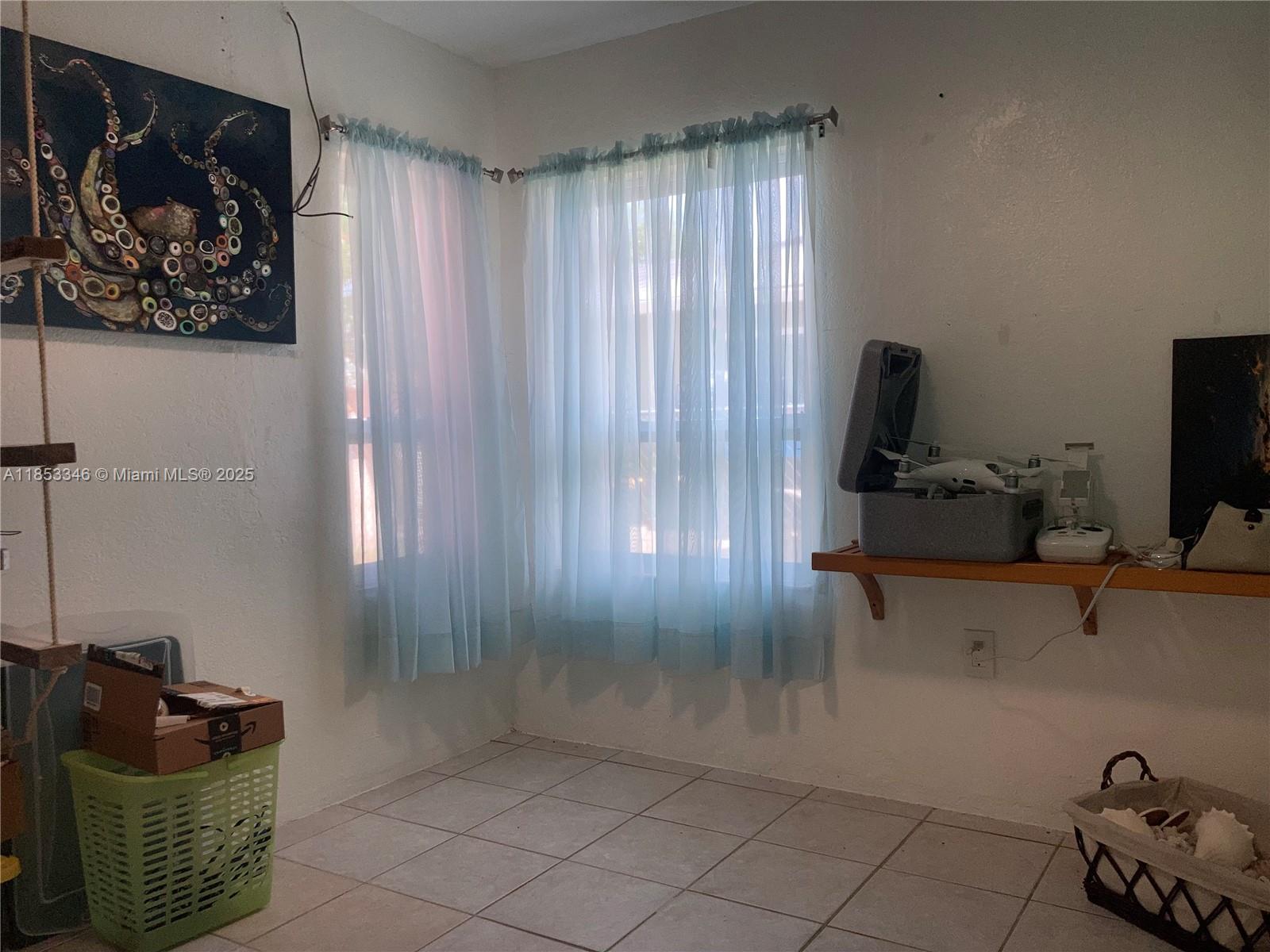 BAYSHORES - Residential