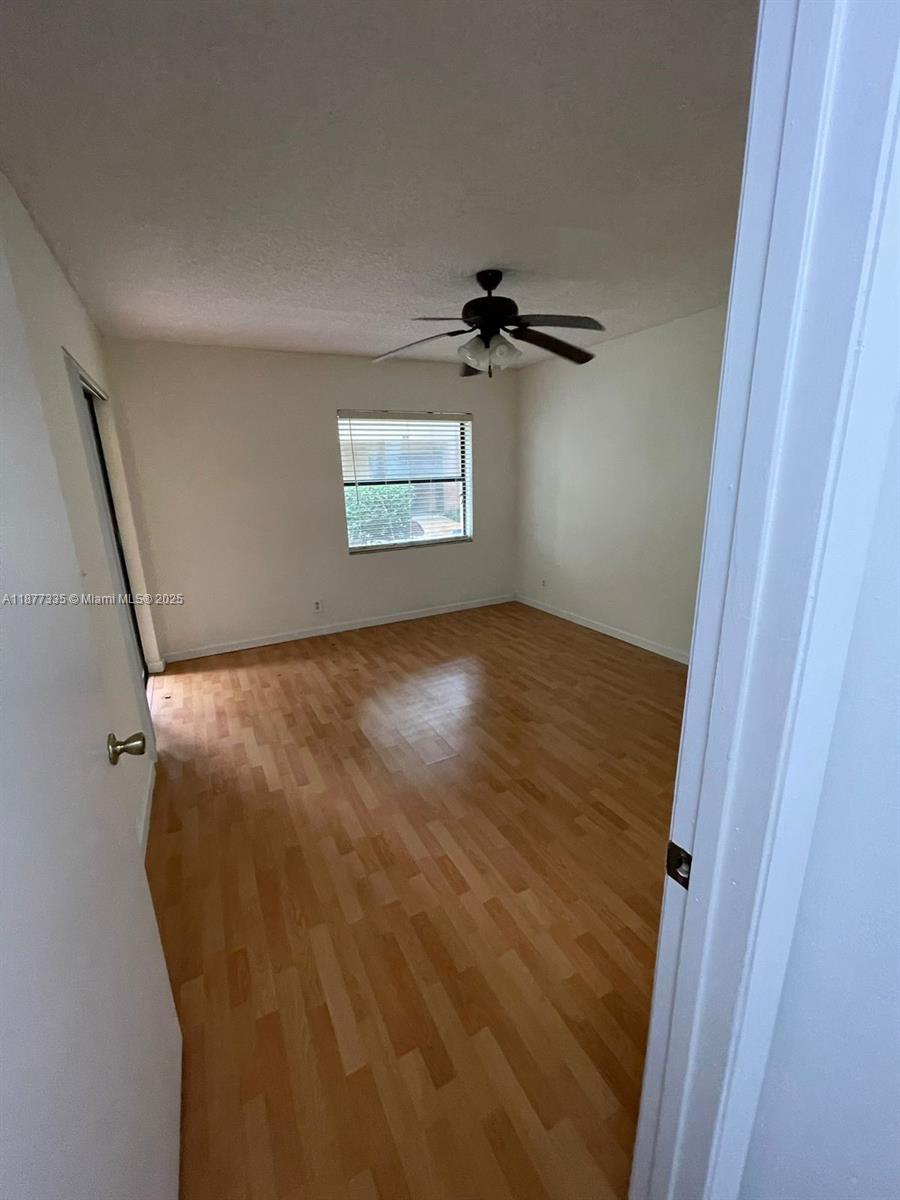 SUMMERBREEZE CONDO - Residential