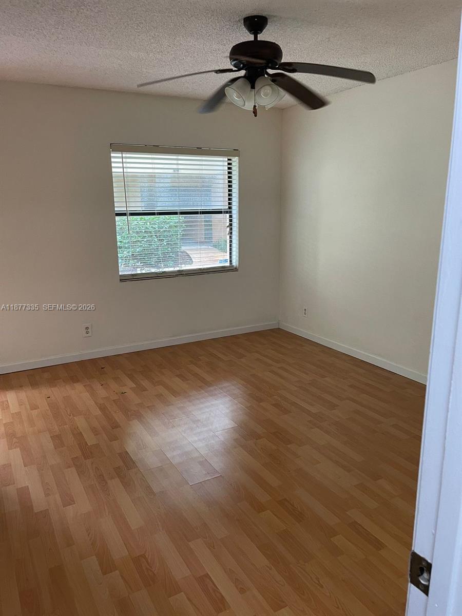 SUMMERBREEZE CONDO - Residential