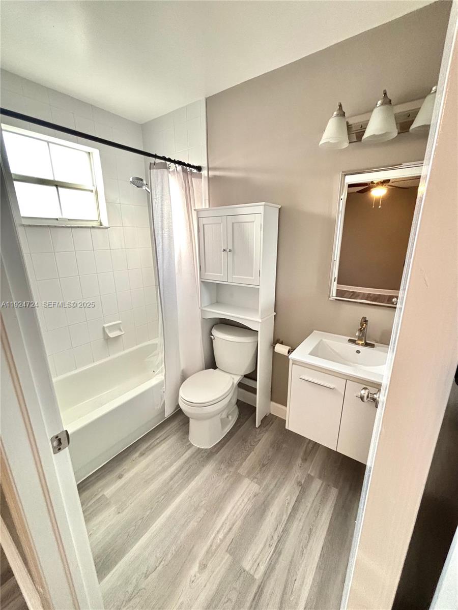 BONITA GOLF VIEW TOWNVILL - Residential Lease