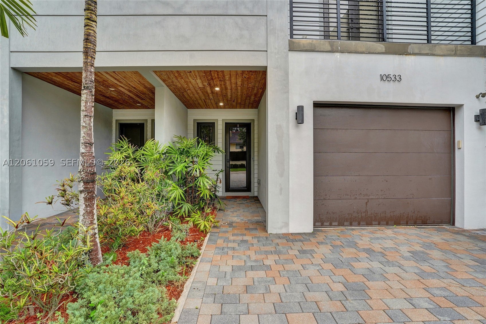 10533 NW 28th Ct, Coral Springs FL 33065