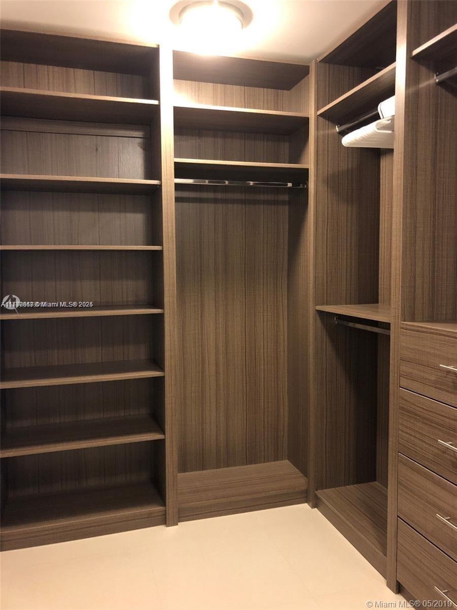 OCEANA BAL HARBOUR CONDO - Residential Lease