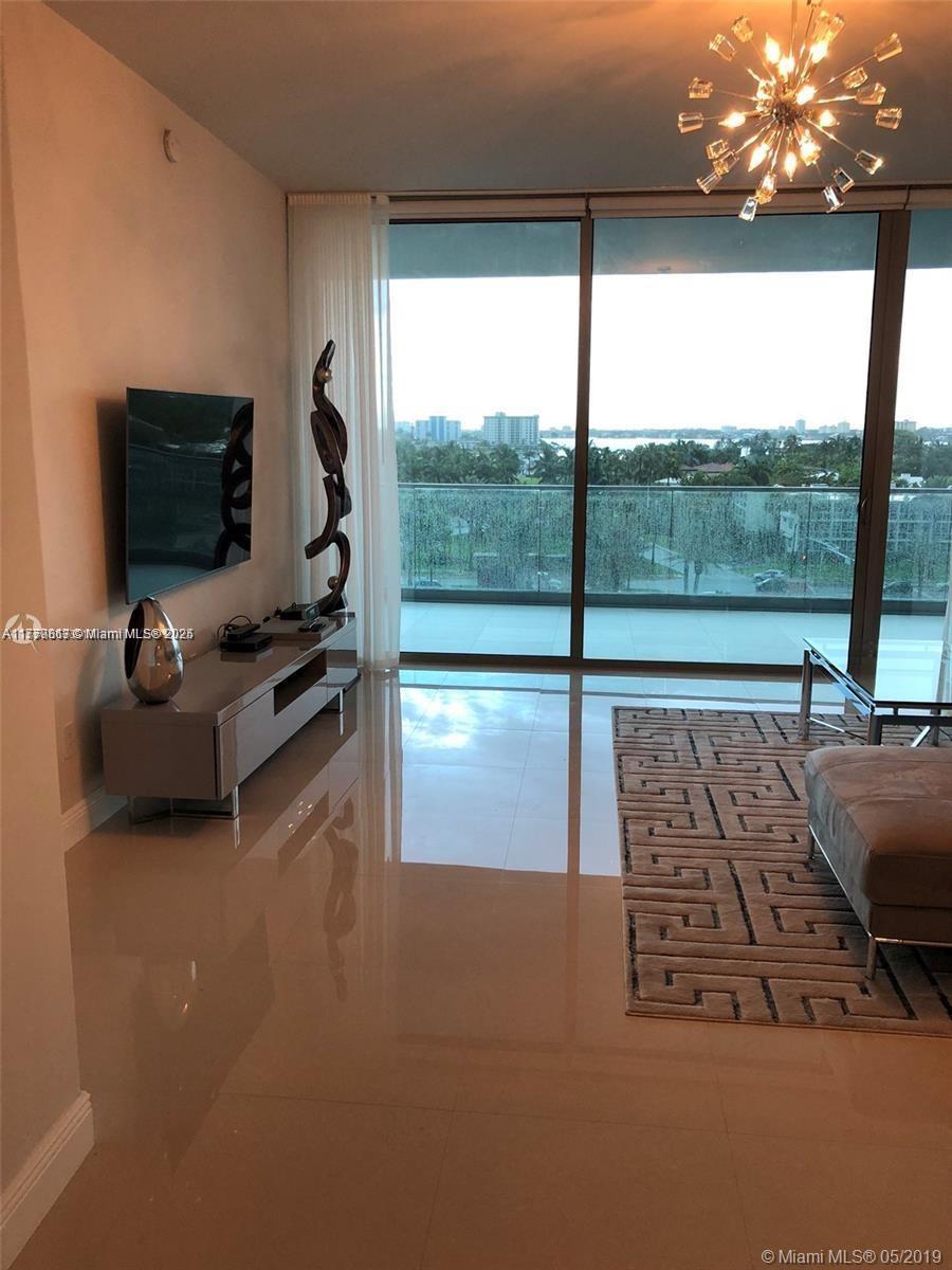10203 Collins Ave 605