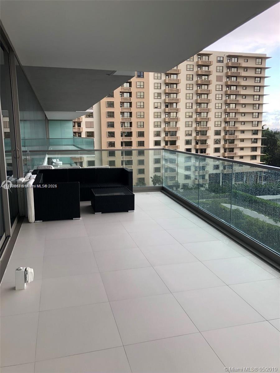 OCEANA BAL HARBOUR CONDO - Residential Lease