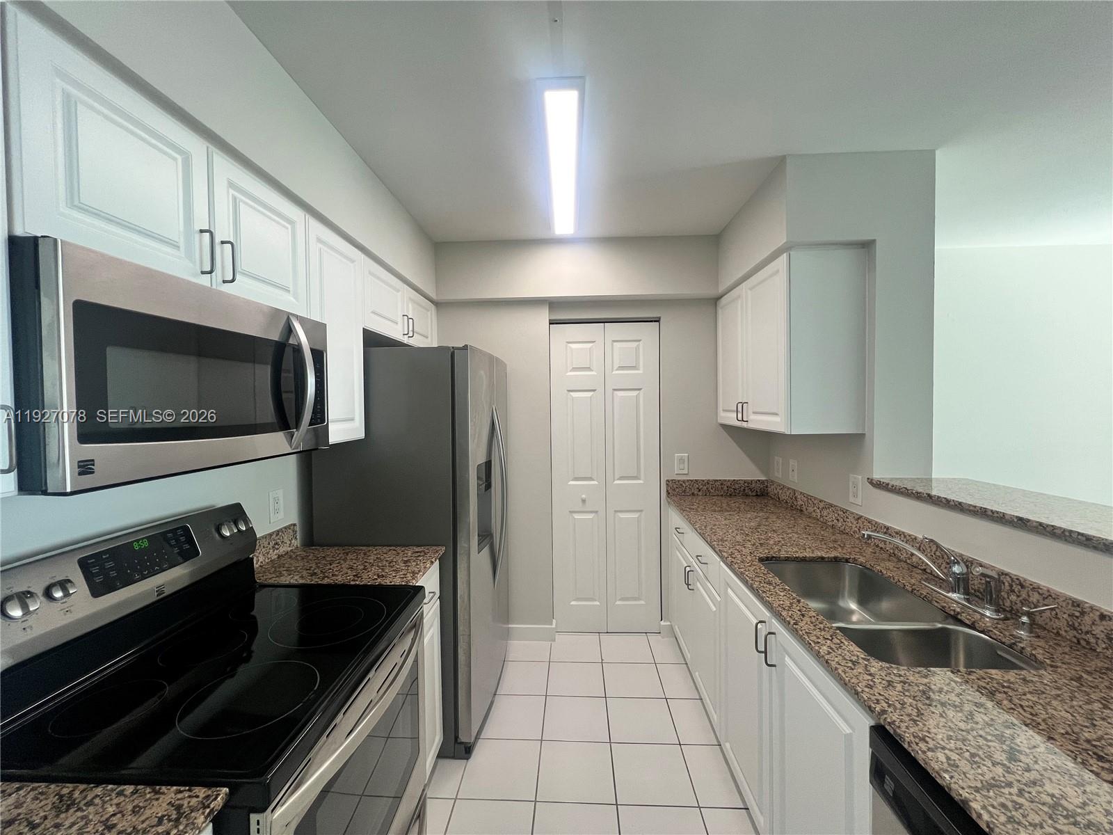 1155 Brickell Bay Dr 1607