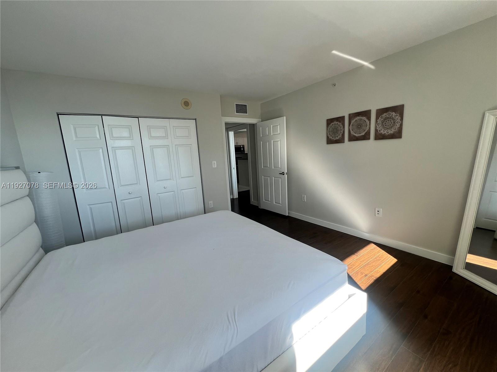 1155 Brickell Bay Dr 1607