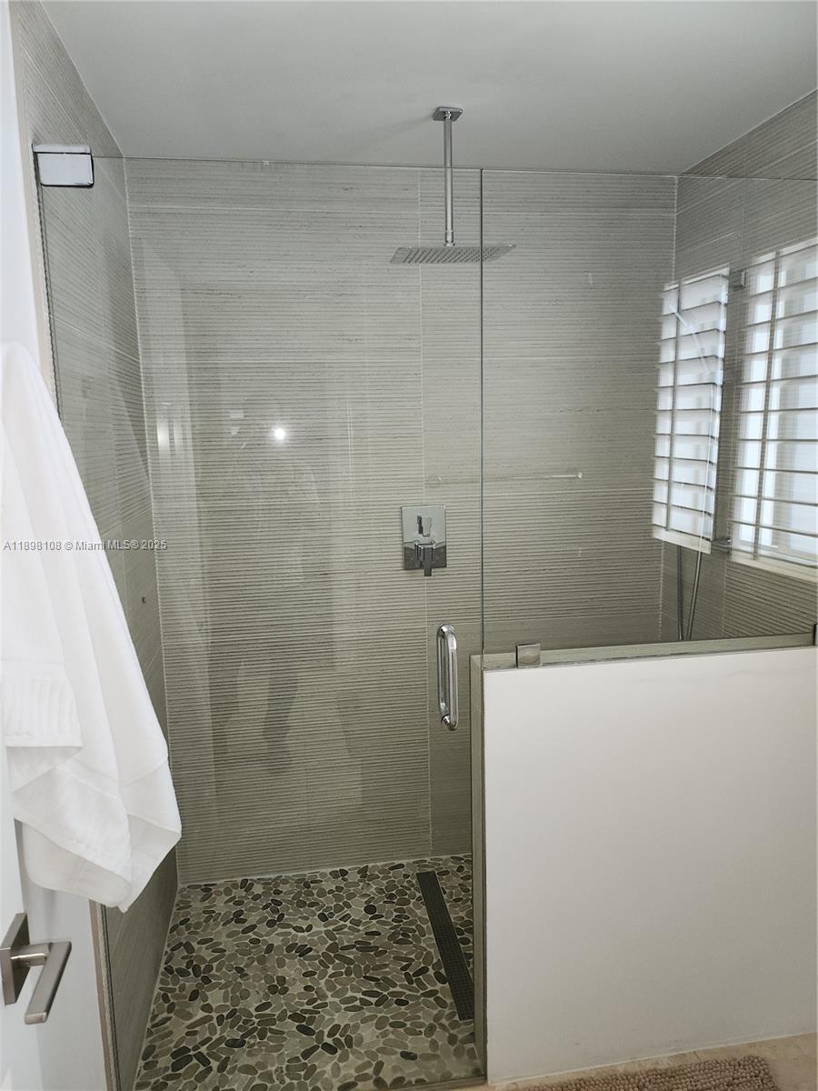 POMPANO SHORES SEC B - Residential Lease