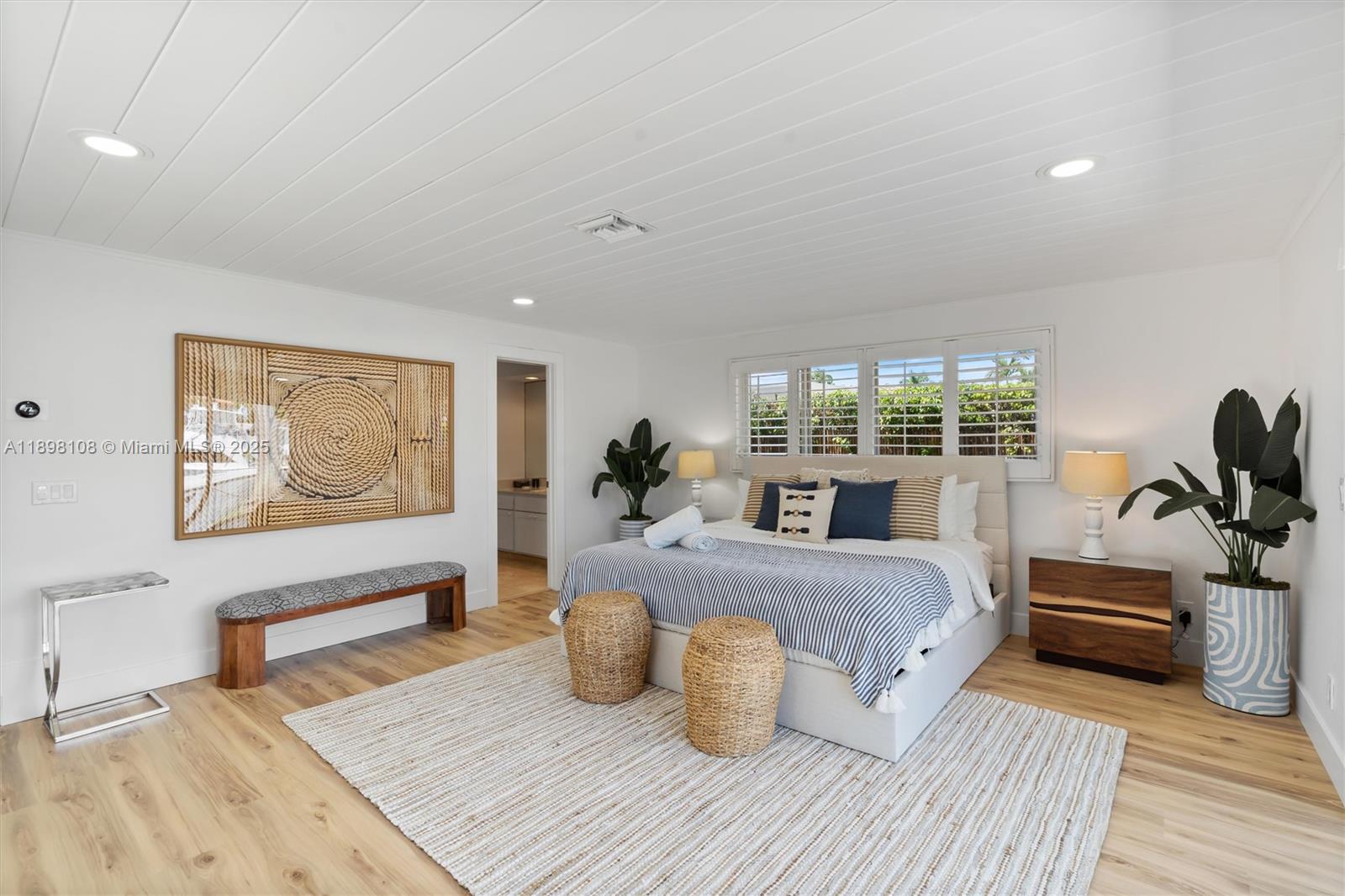 POMPANO SHORES SEC B - Residential Lease