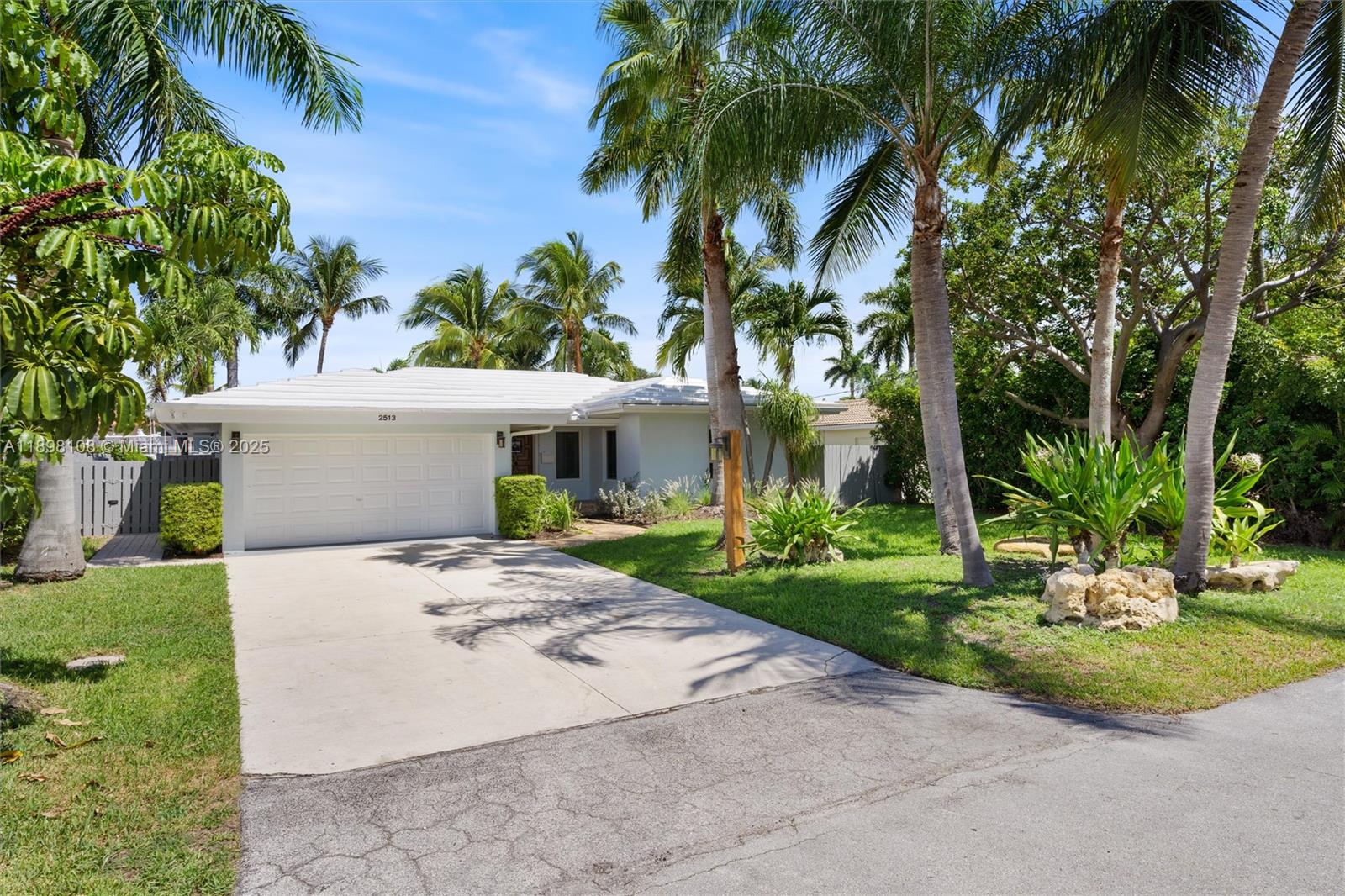 POMPANO SHORES SEC B - Residential Lease