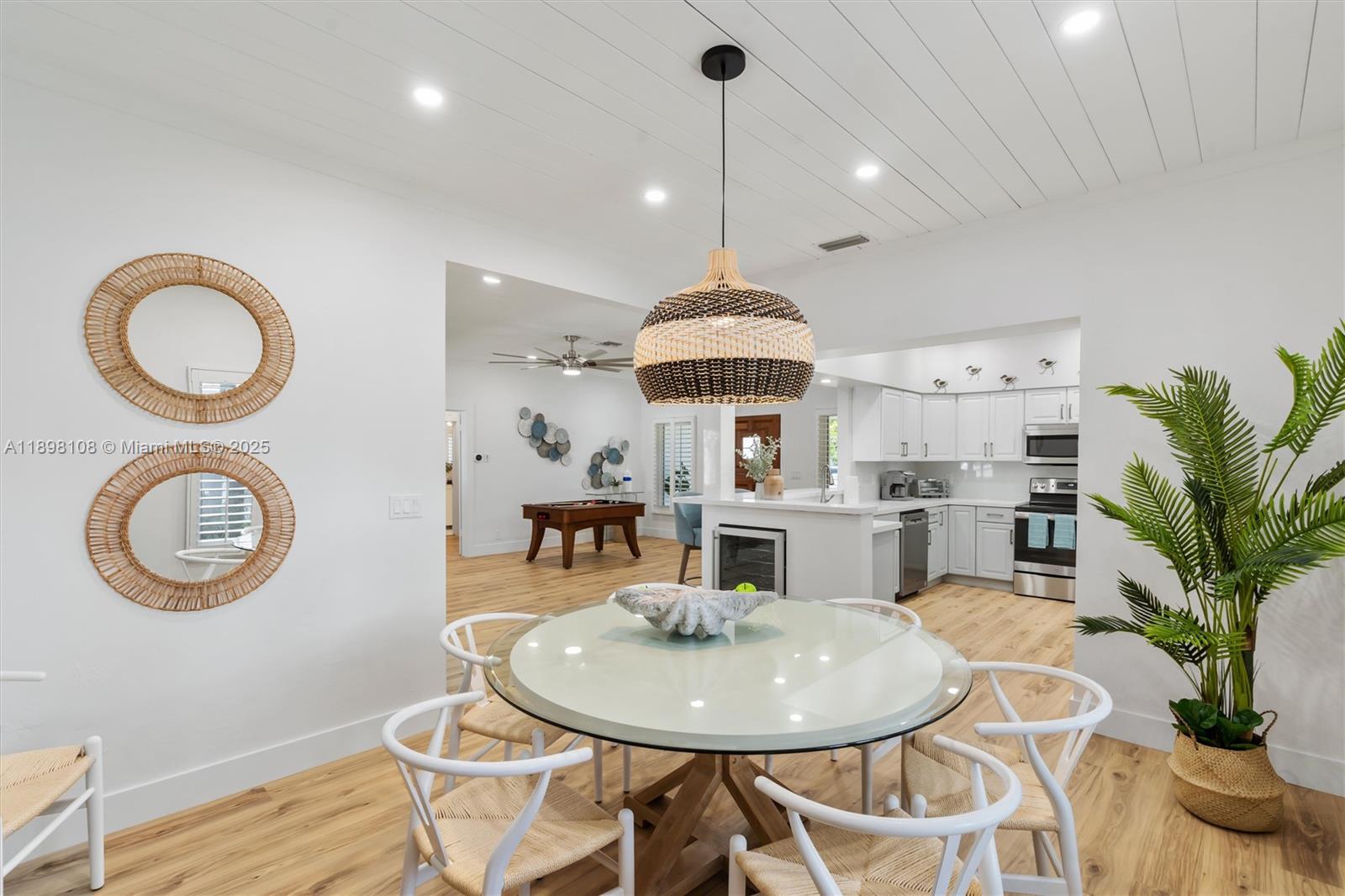 POMPANO SHORES SEC B - Residential Lease