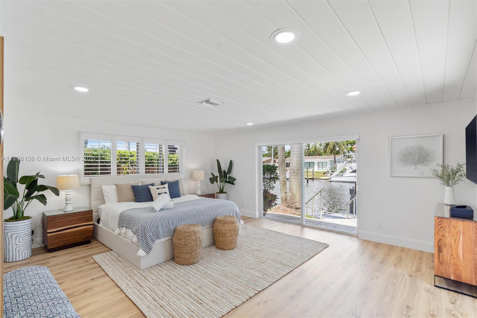 POMPANO SHORES SEC B - Residential Lease