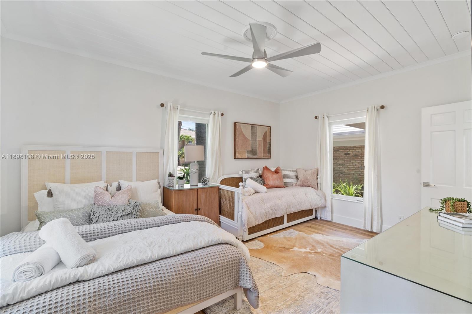 POMPANO SHORES SEC B - Residential Lease