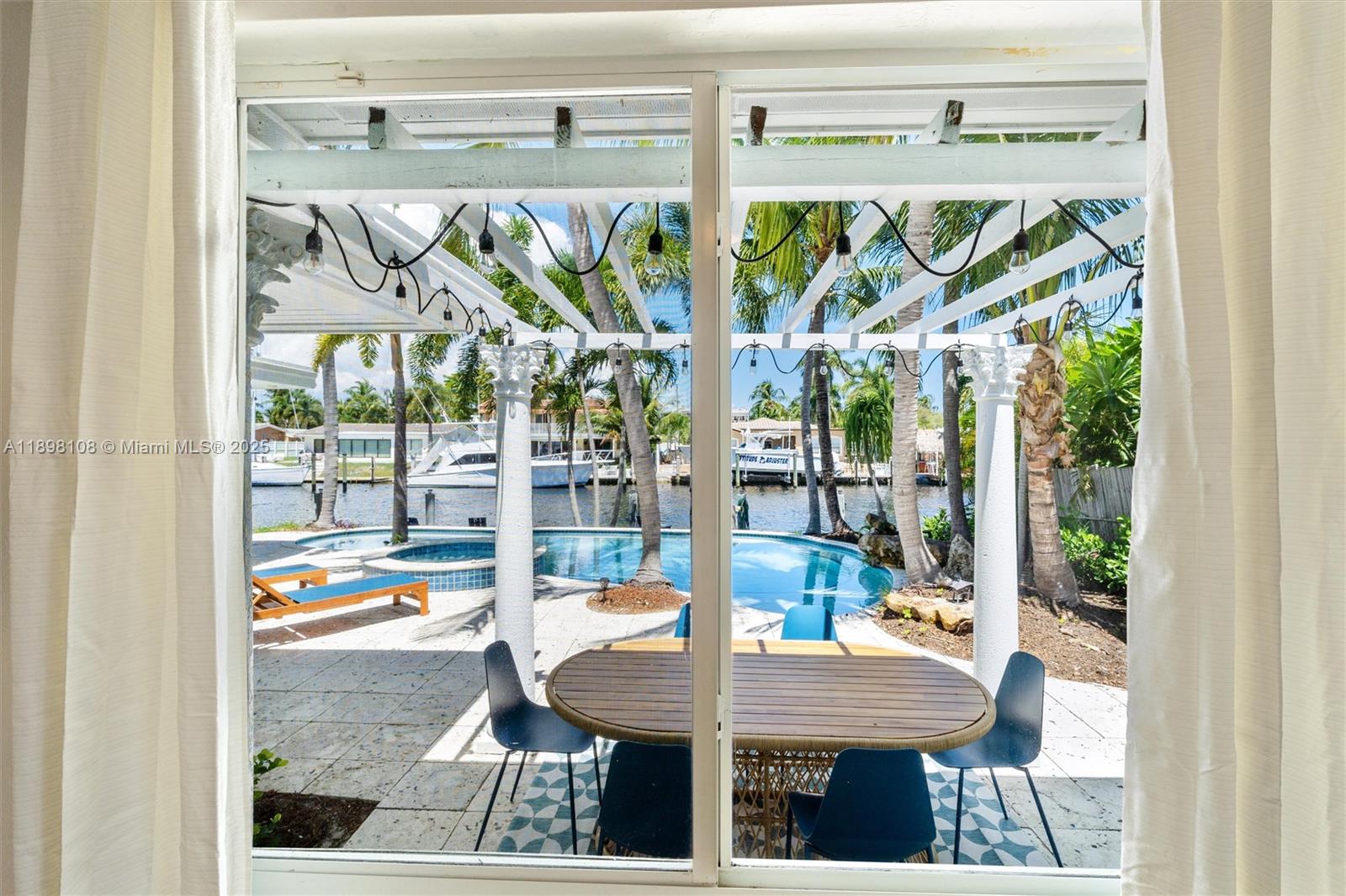 POMPANO SHORES SEC B - Residential Lease