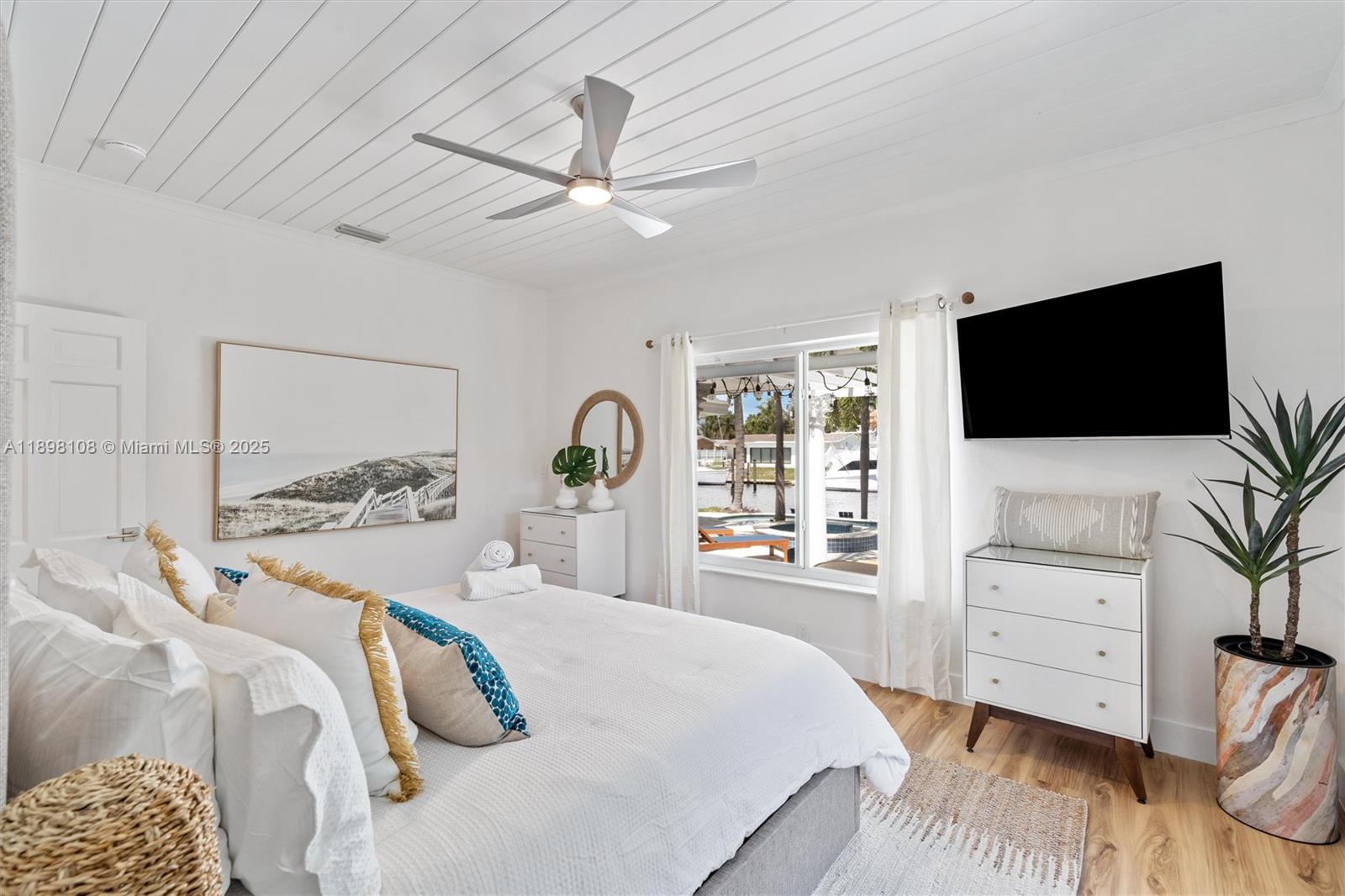 POMPANO SHORES SEC B - Residential Lease