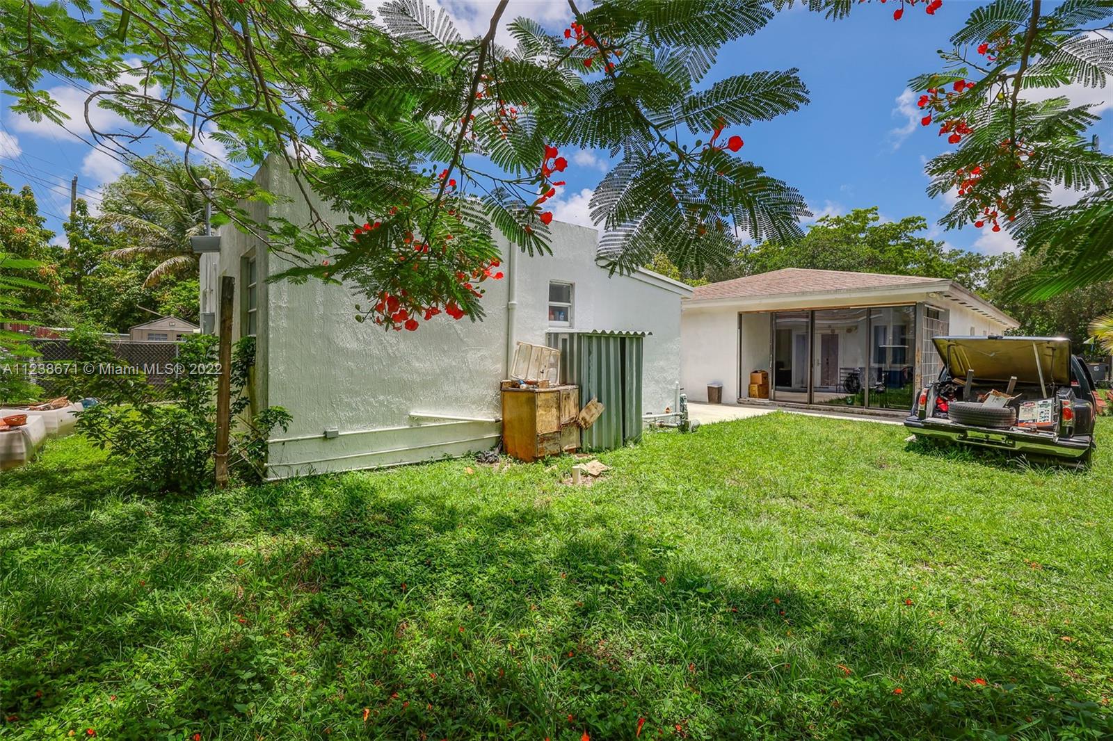 SUNKIST GROVE - Residential