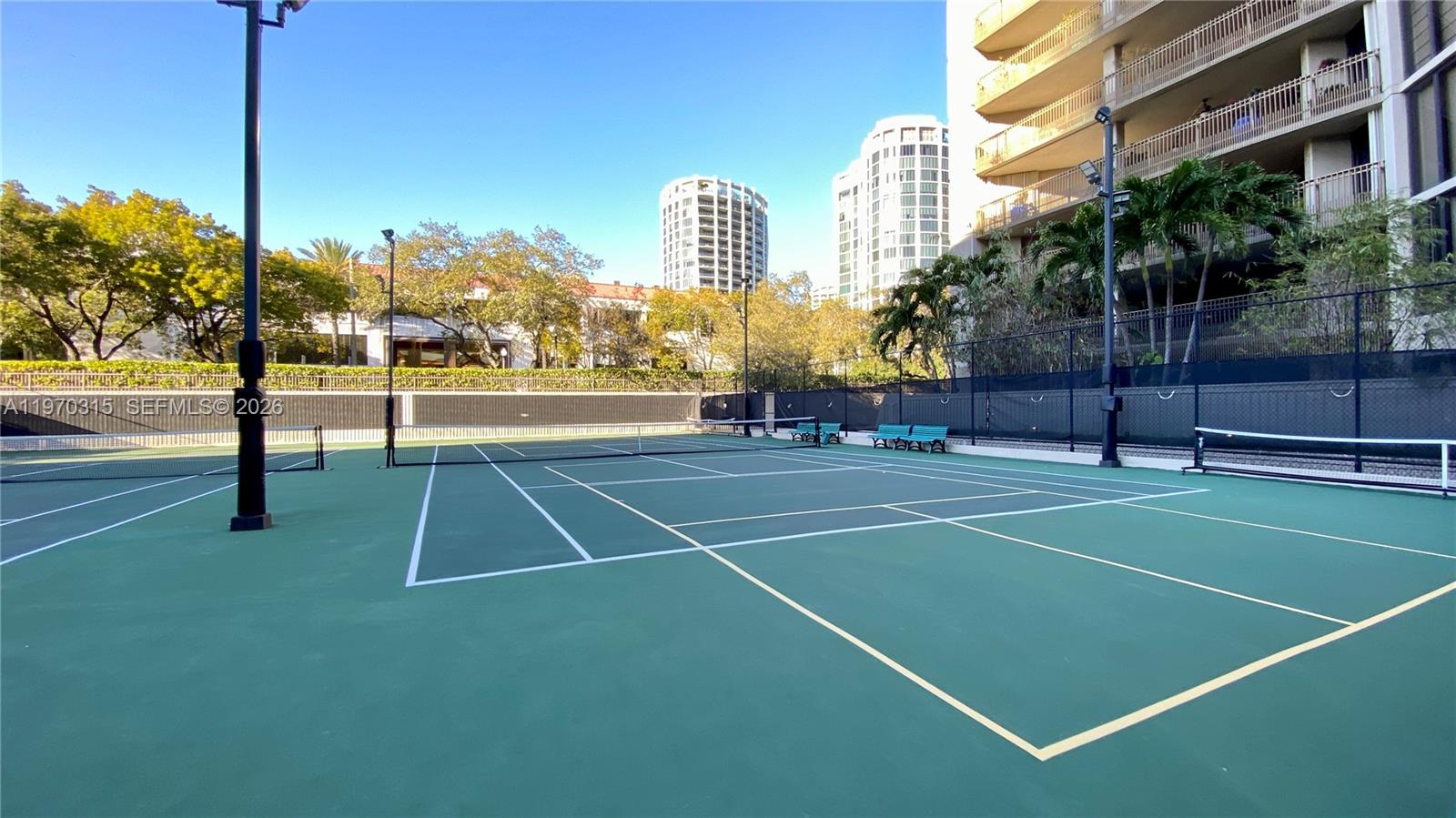 YACHT HARBOUR CONDO - Residential