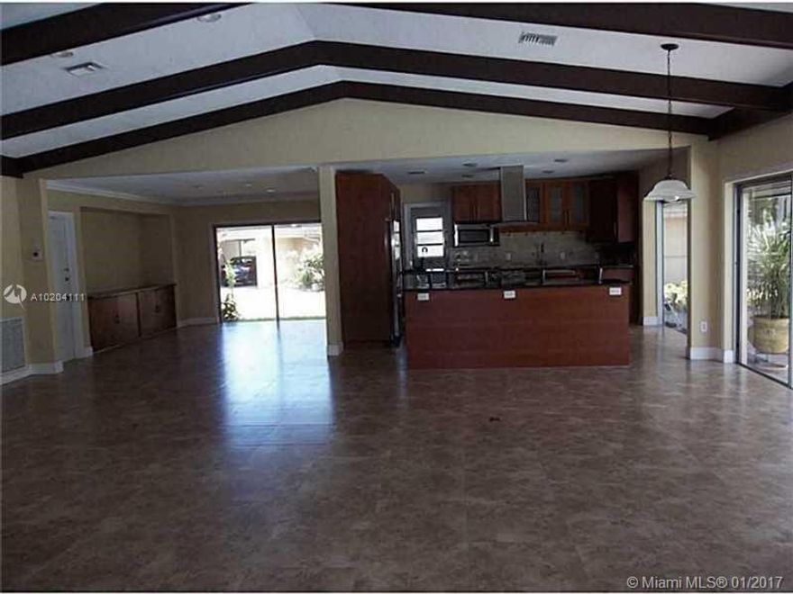 EXECUTIVE HOME, COMPLETELY REMODELED FROM TOP TO BOTTOM WITH FINEST TASTE. PANTRY WITH HUGE PULL OUT METAL DRAWERS THROUGHOUT THE ENTIRE KITCHEN. STORAGE EVERYWHERE. ISLAND KITCHEN WITH HOOD. NEW SS APPLIANCES, INSIDE LAUNDRY ROOM /W SINK. FORMAL DINING ROOM WITH BUILT IN SHELVING. 2 MASTER BEDROOMS. 4TH FULL BATH OUTSIDE ON PATIO BY THE POOL. MASTER & MOST LR SHADES ARE ELECTRIC. THIS IS AN OUTSTANDING HOME TO RELAX, ENJOY AND RAISE A FAMILY. YOU ARE DIRECTLY ON THE GOLD COURSE, NO NEIGHBORS BEHIND YOU.