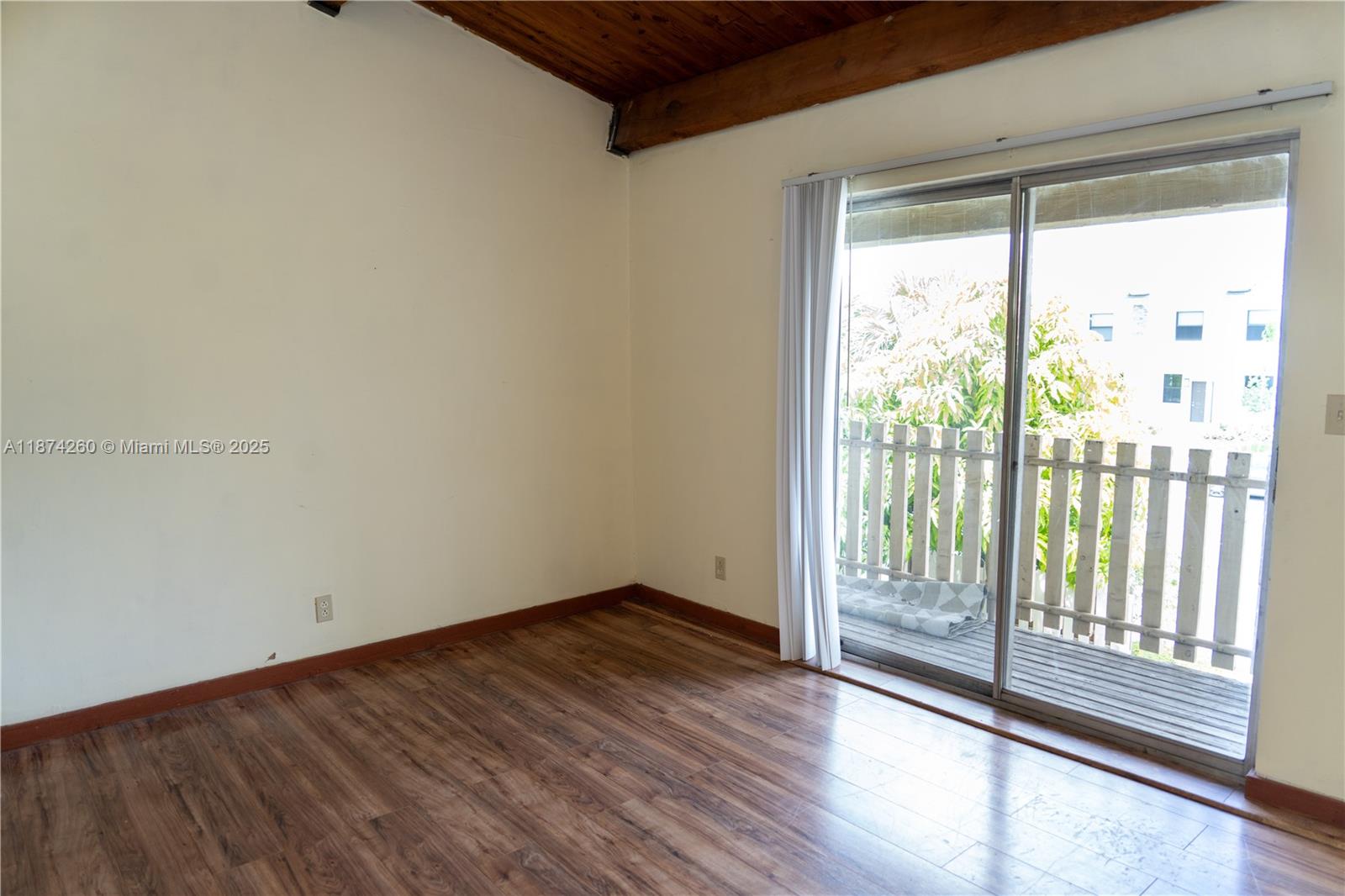 CORAL SPRINGS SUB NO 1 - Residential