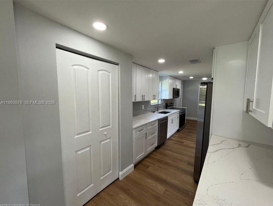 PLACID LAKES - Residential