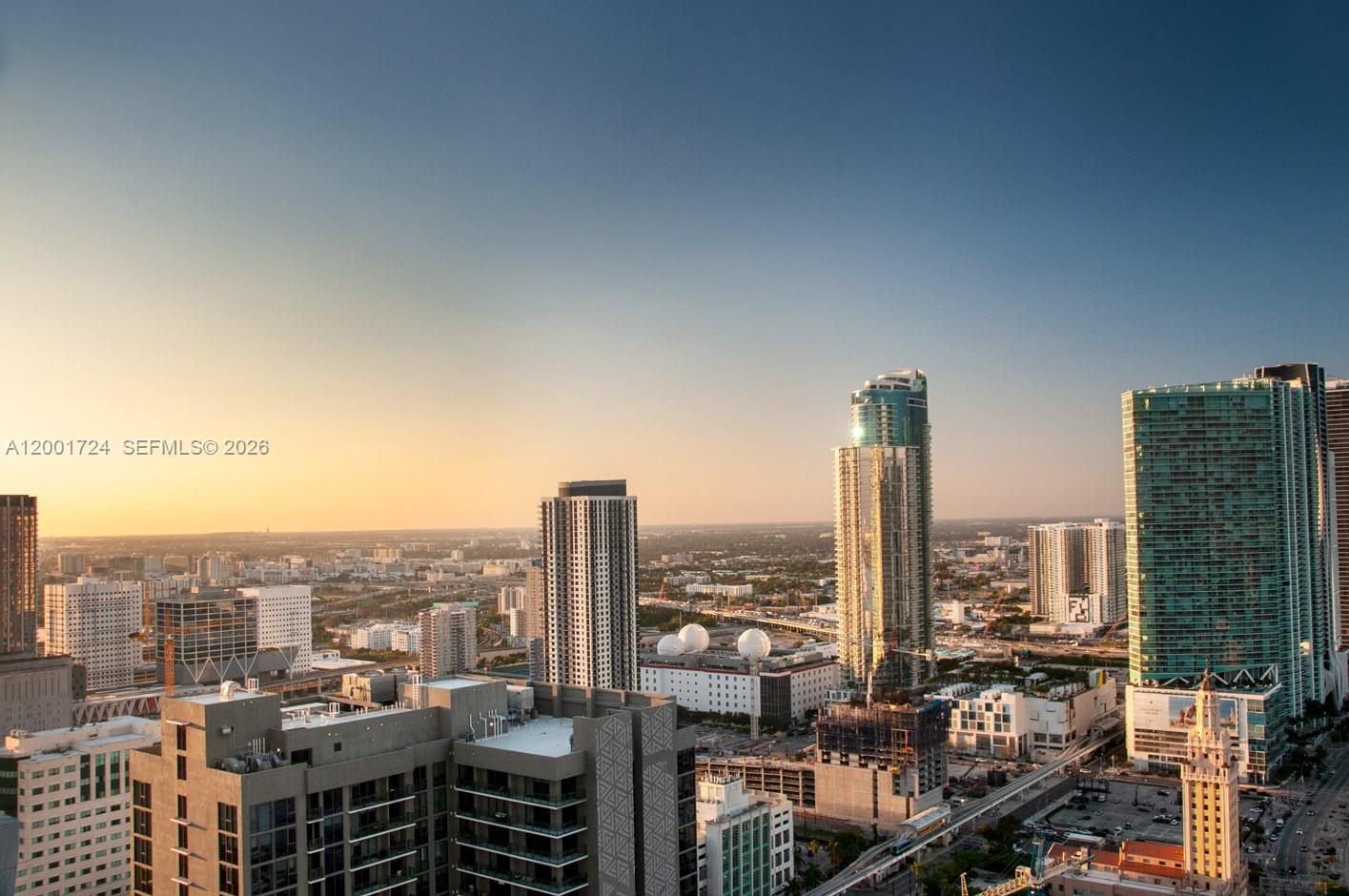 VIZCAYNE NORTH CONDO - Residential Lease