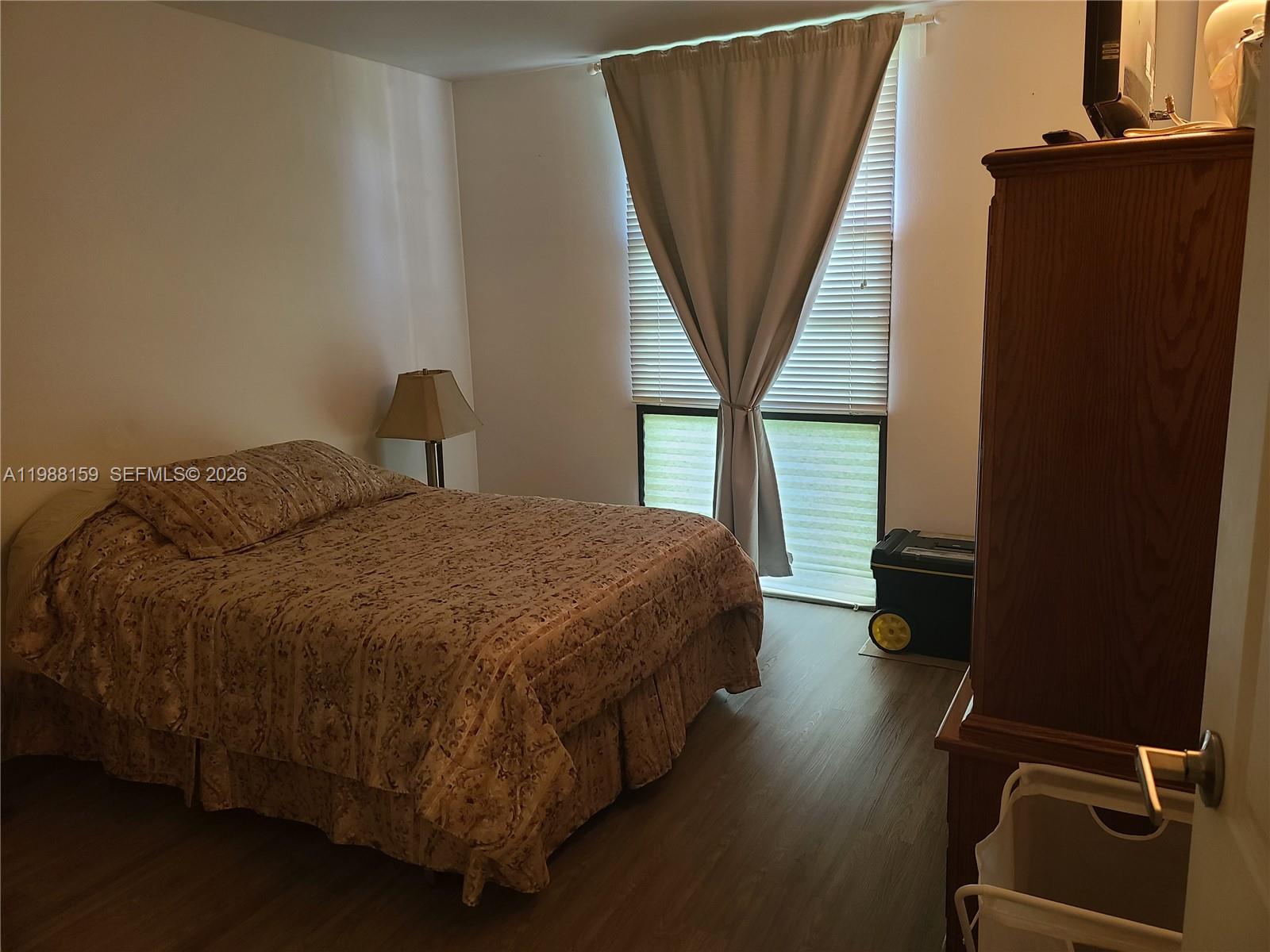 ENSENADA CONDO BLDG E-II - Residential