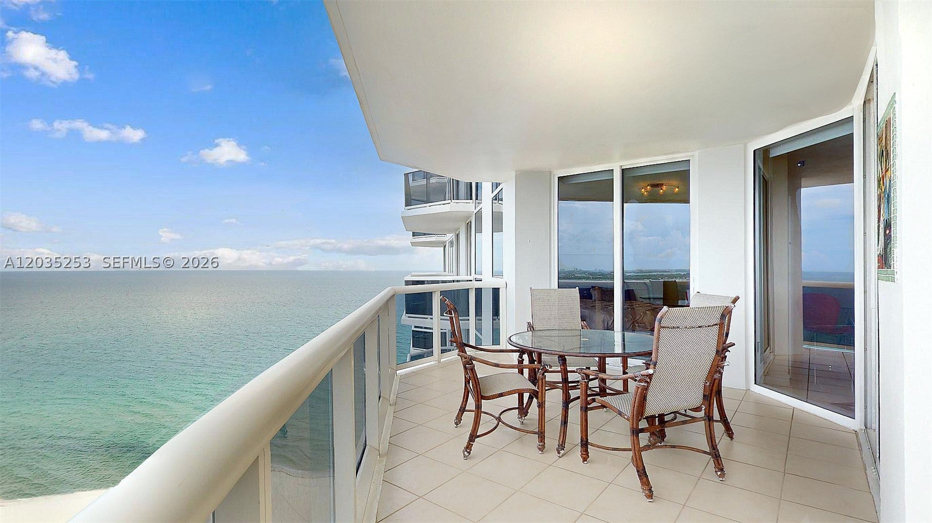 4779 Collins Ave 2708