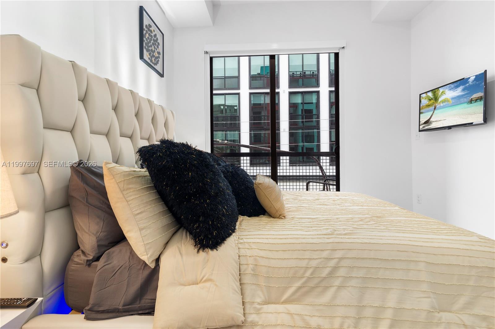 WYNWOOD ATRIUMS CONDO - Residential Lease