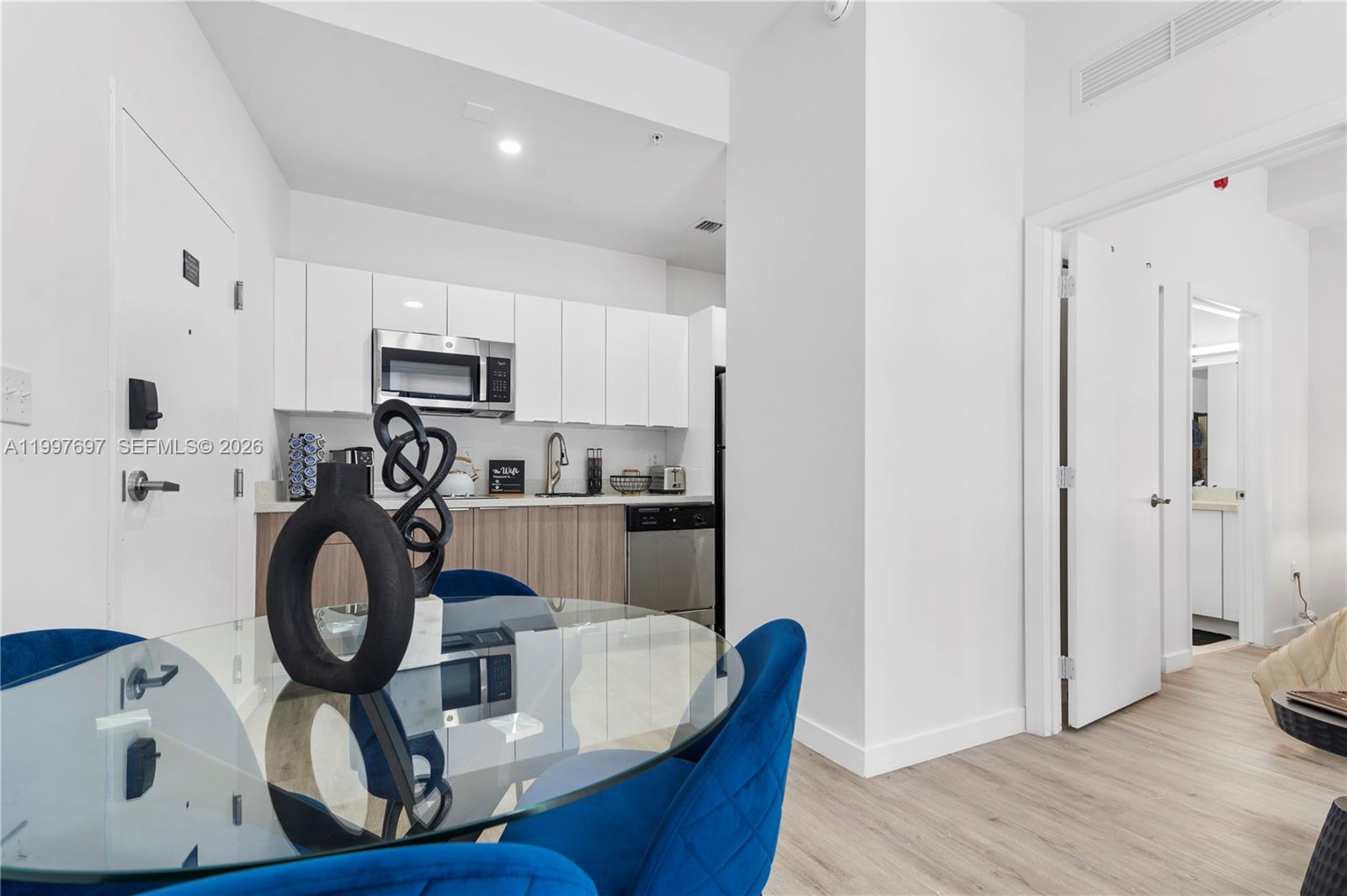 WYNWOOD ATRIUMS CONDO - Residential Lease