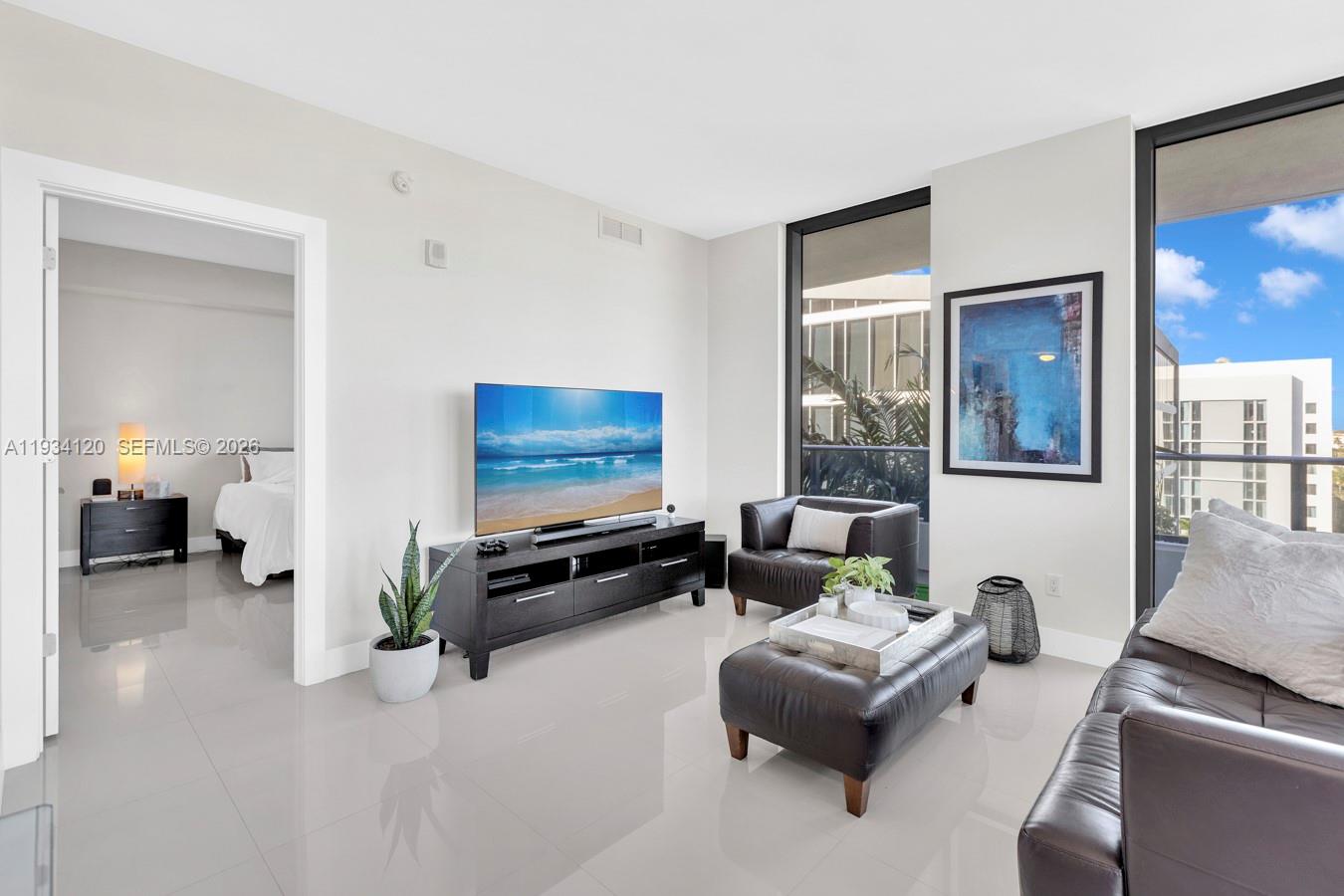 Aventura Park Square - Residential