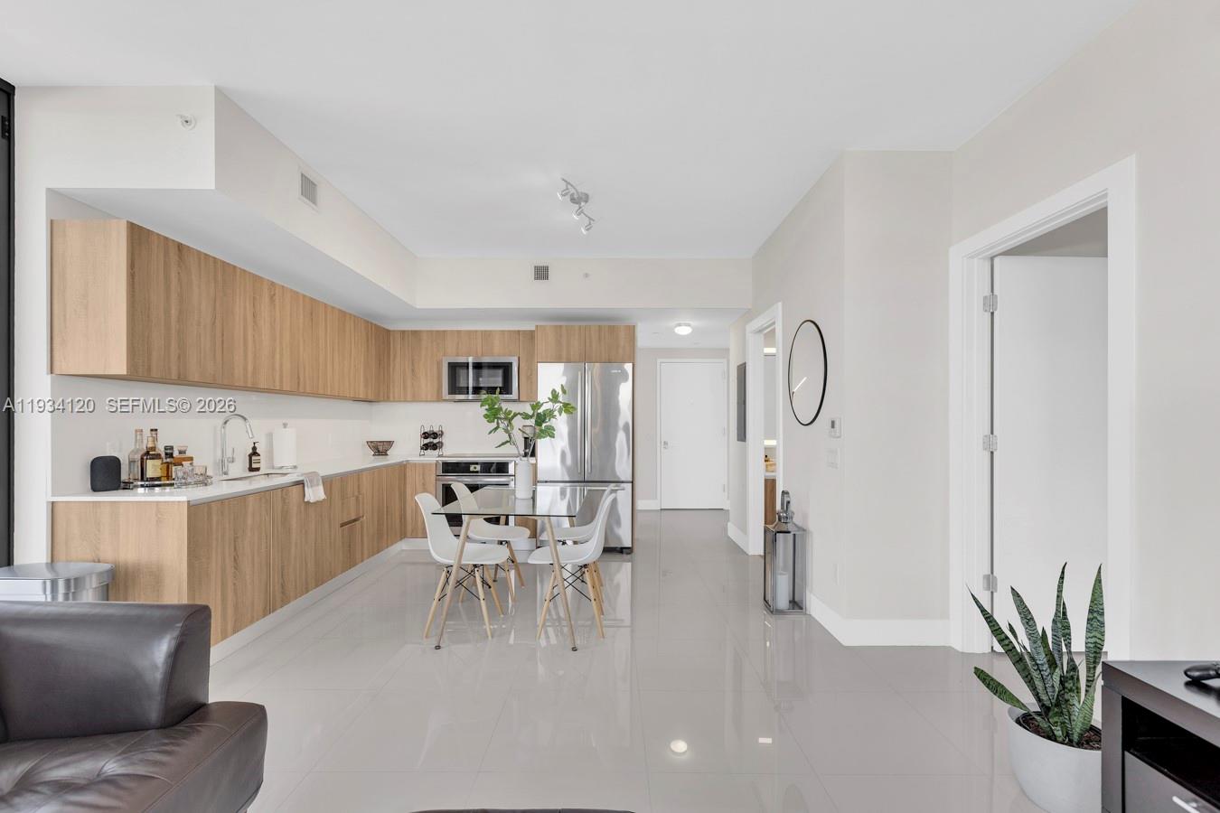 Aventura Park Square - Residential