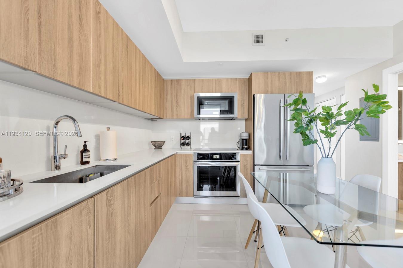 Aventura Park Square - Residential