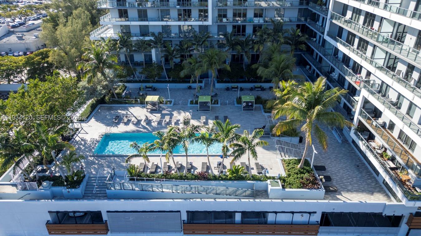 Aventura Park Square - Residential