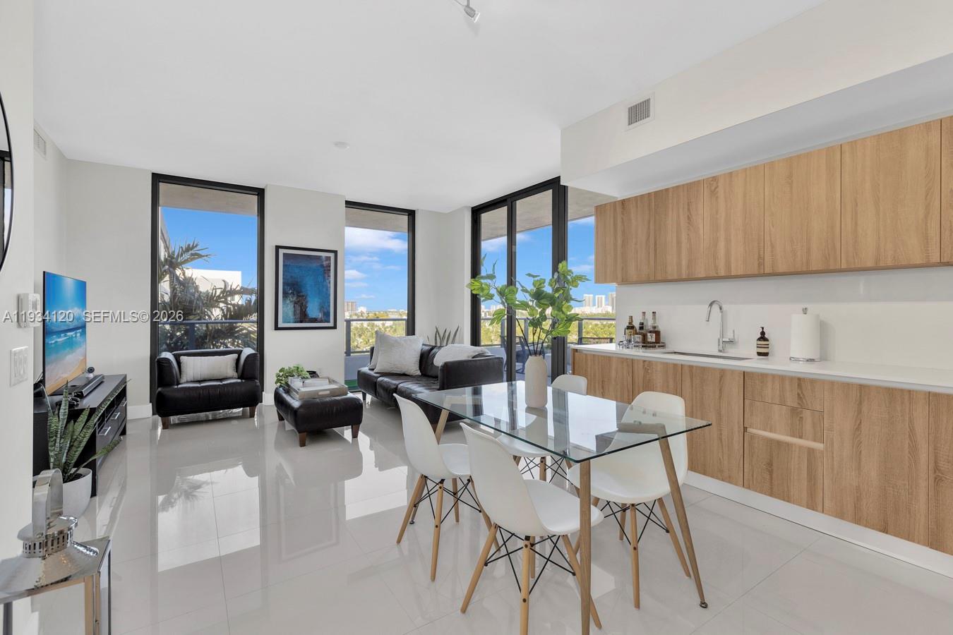 Aventura Park Square - Residential