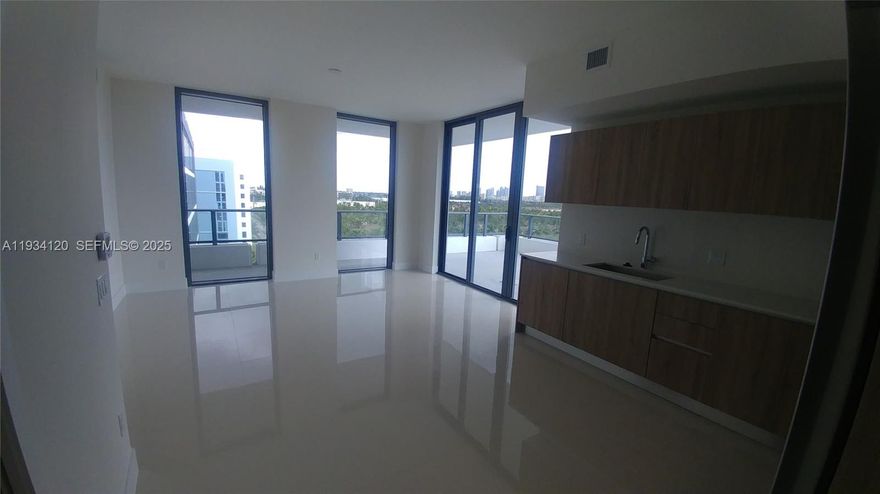 Beautiful Furnished 1 Bedroom + Den / 2 Full Baths Condo in Aventura. This bright and spacious unit features ample natural light and a desirable wrap-around balcony perfect for enjoying the Florida lifestyle. The flexible den can serve as a home office, guest space. Key Highlights: 1 bedroom + den
2 complete bathrooms, In-unit washer and dryer, Prime location with restaurants, shops, a hotel, and gourmet market right at your footsteps. Walking distance or short drive to Aventura Mall. Live in the heart of Aventura, surrounded by upscale dining, shopping, and convenience!
