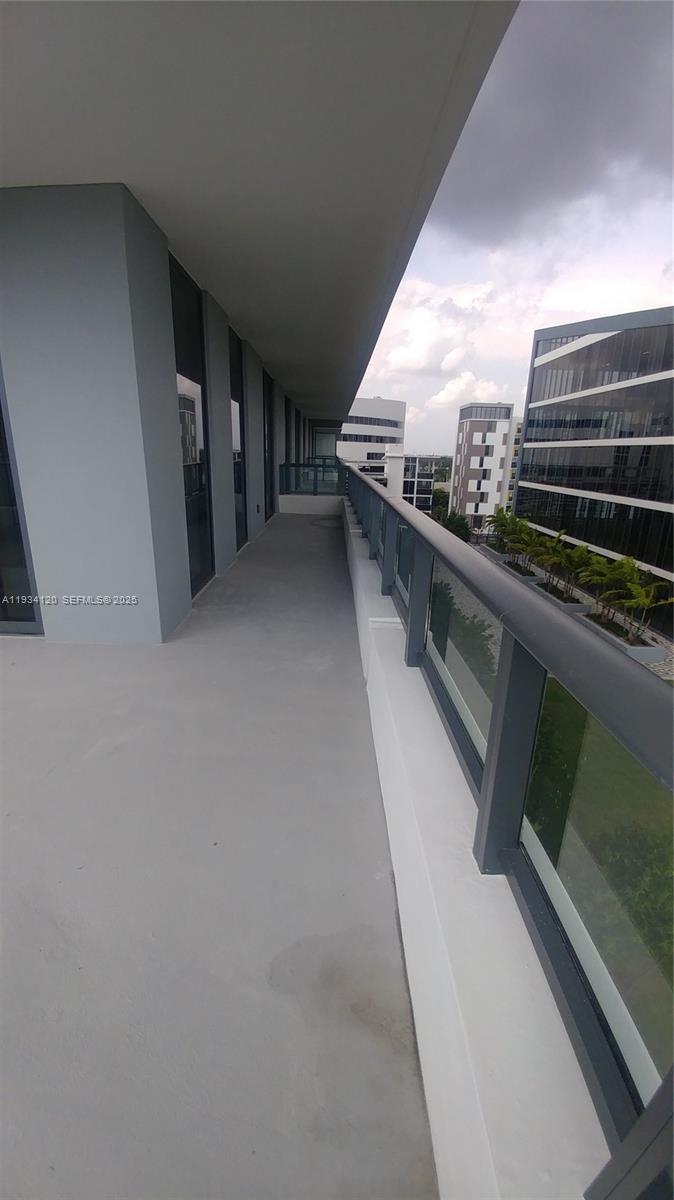 Aventura Park Square - Residential