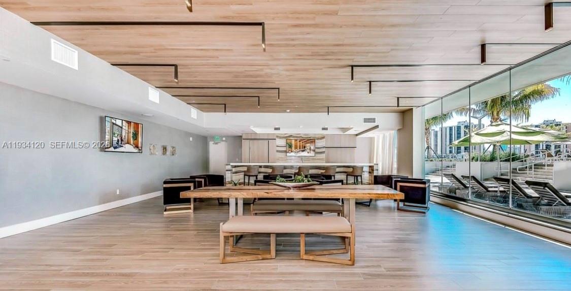 Aventura Park Square - Residential