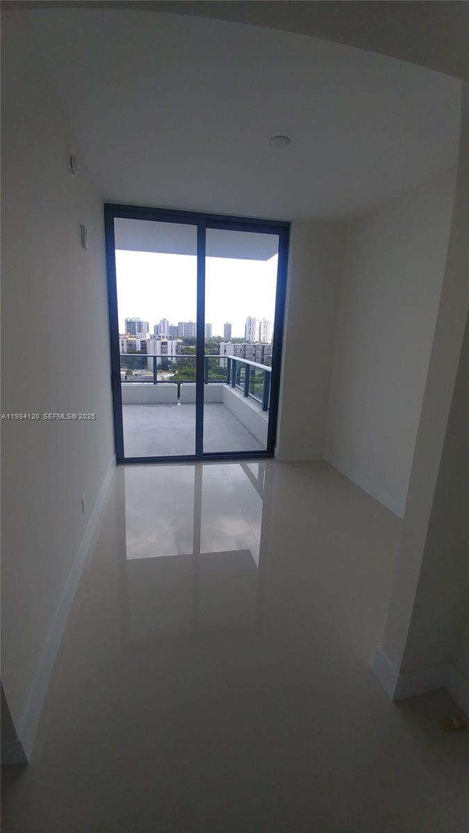 Aventura Park Square - Residential