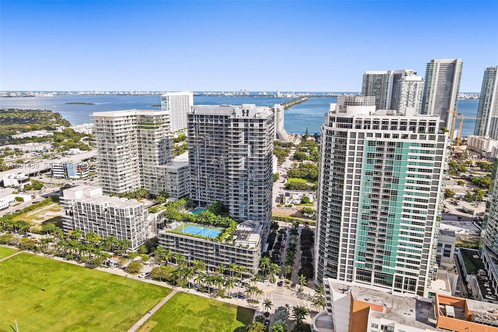 3401 MIDTOWN CONDO - Residential