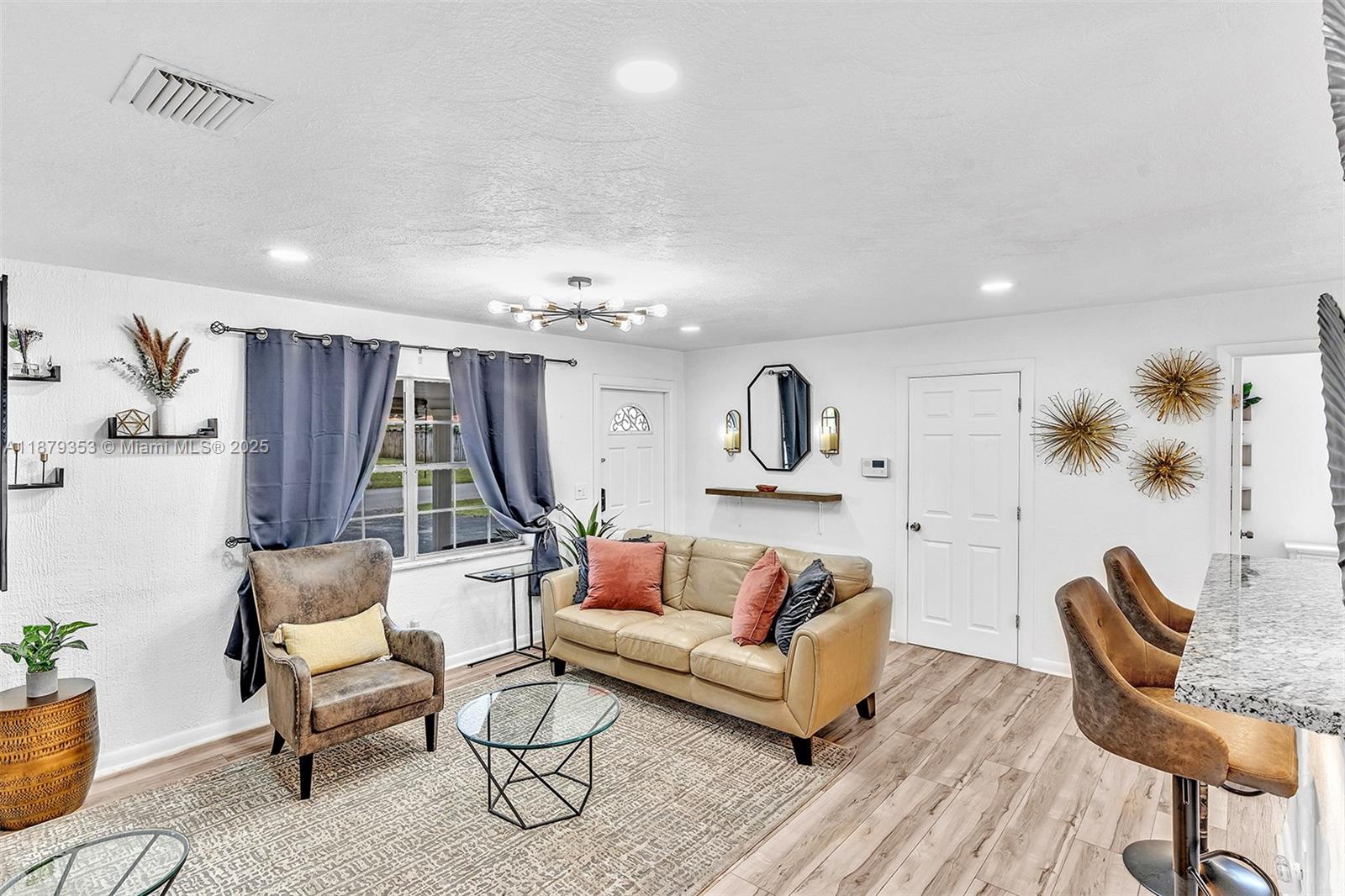 AVON HEIGHTS - Residential