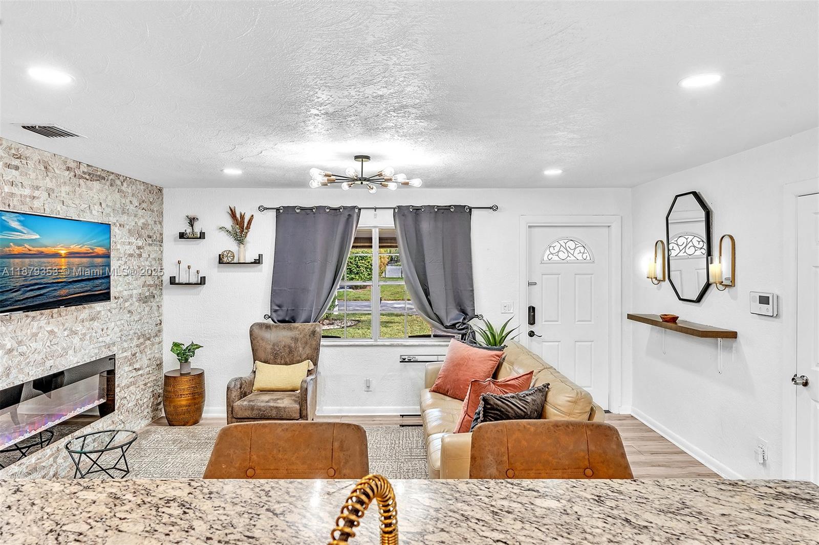 AVON HEIGHTS - Residential