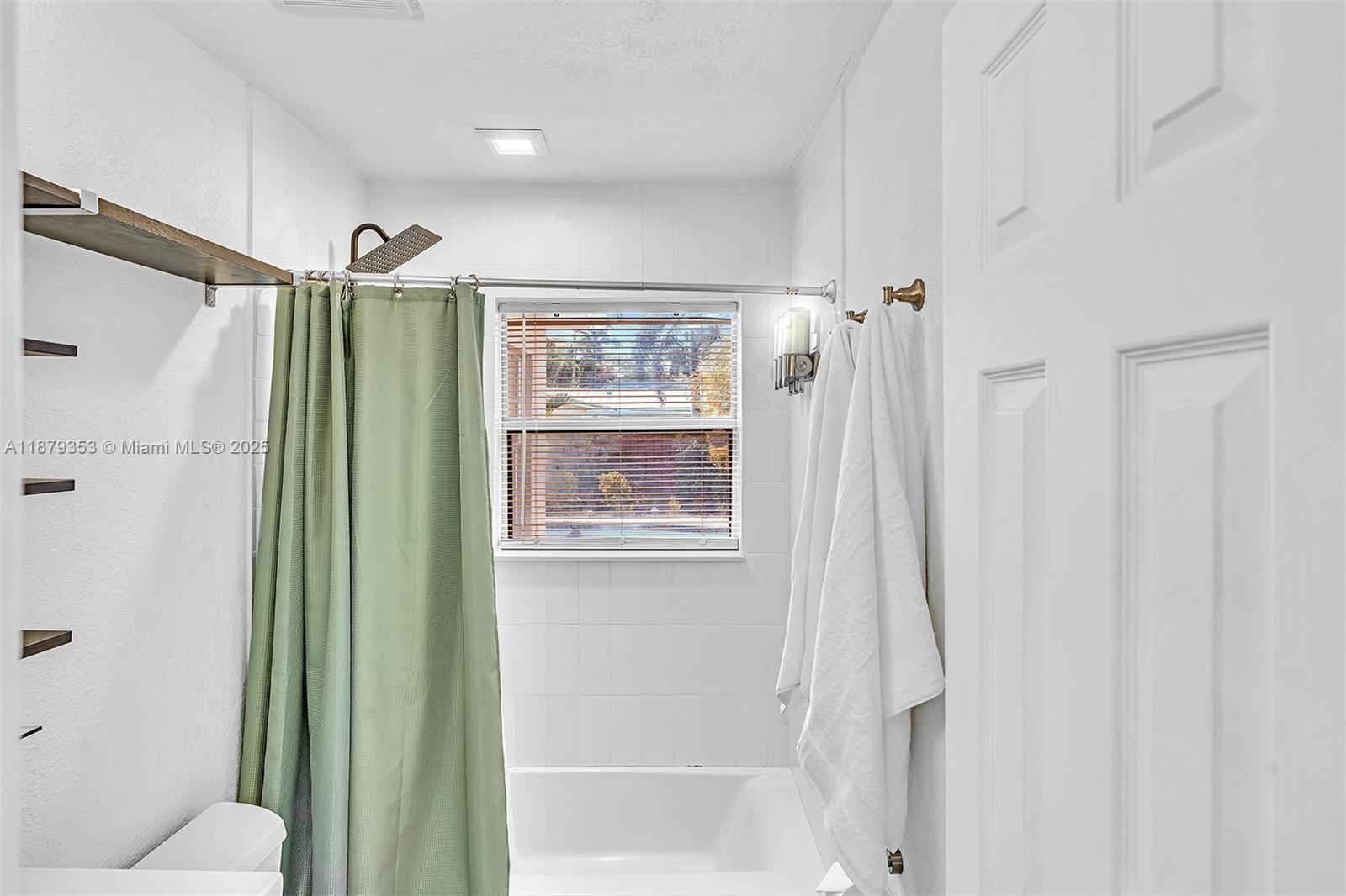 AVON HEIGHTS - Residential