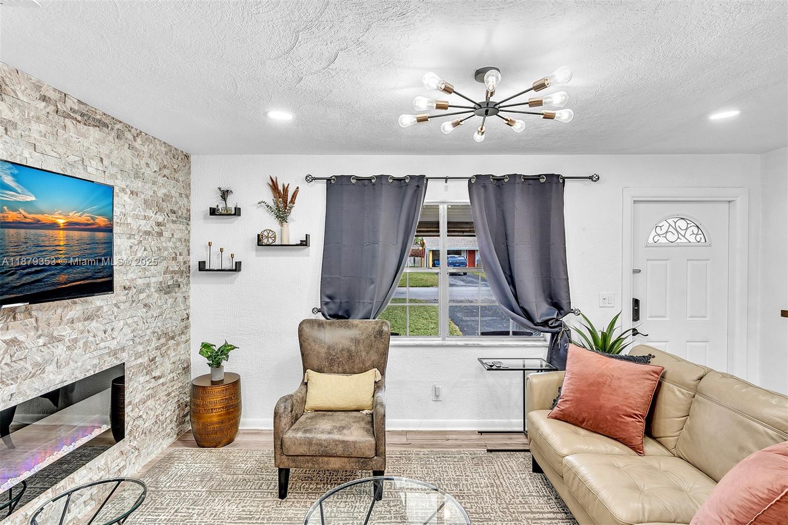 AVON HEIGHTS - Residential