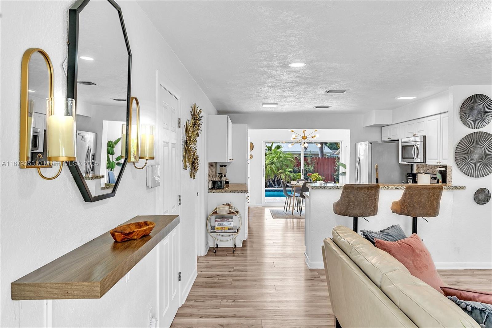 AVON HEIGHTS - Residential