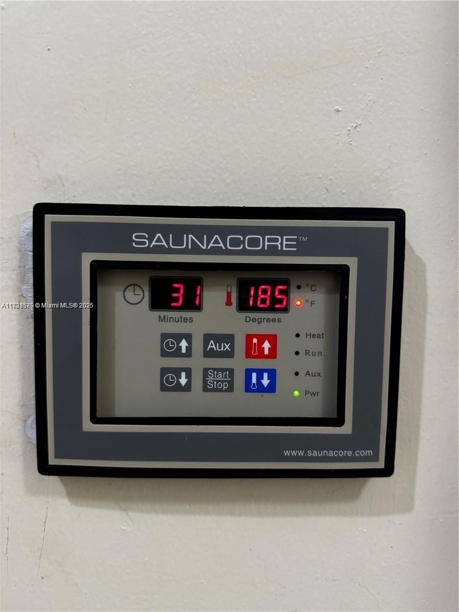 THE VINTAGE CONDO - Residential