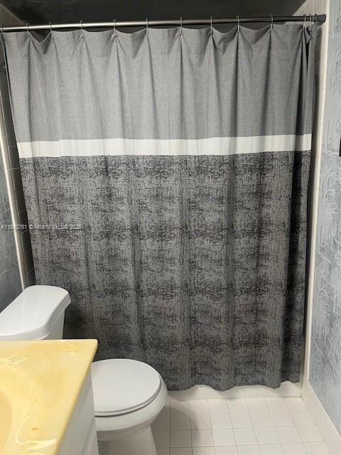 NEW HAMPTON AT CENTURY VI - Residential Lease