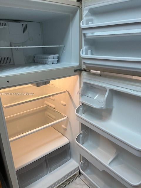 NEW HAMPTON AT CENTURY VI - Residential Lease