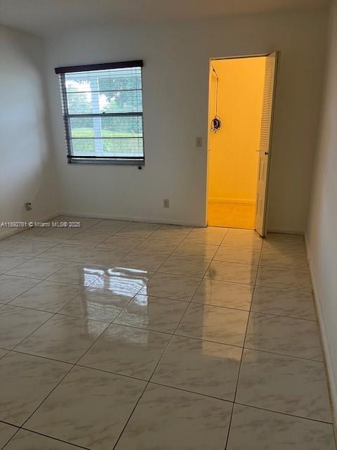 NEW HAMPTON AT CENTURY VI - Residential Lease