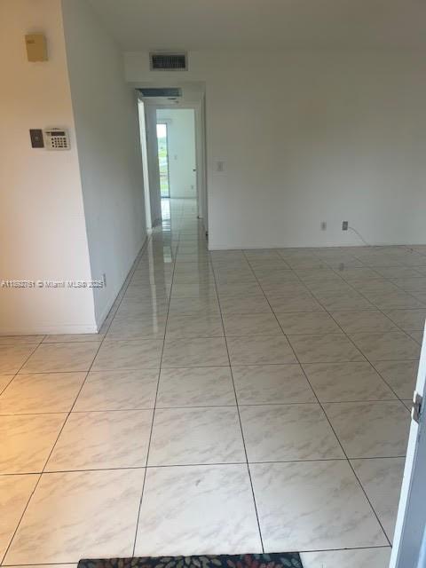 NEW HAMPTON AT CENTURY VI - Residential Lease