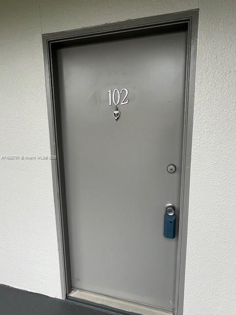 NEW HAMPTON AT CENTURY VI - Residential Lease