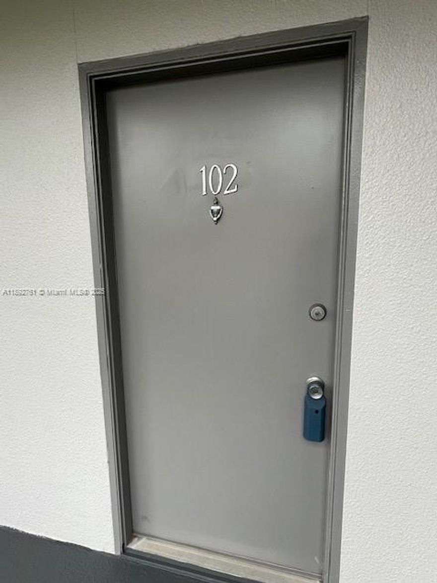 FIRST FLOOR UNIT WITH PARKING SPACE ASSIGNED JUST IN FRONT OF THE PROPERTY. Very well kept, 2 bedroom and 2 full bathrooms.  New Hampton II Century Village. It is a 55+ community with a lot of amenities for enjoyment. Security guard 24 hours. Excellent view to the lake and the golf course. Ceramic floor throughout. Spacious kitchen with wood cabinetries, dishwasher, microwave, refrigerator and electric range. Screened porch. At least one occupant of the property must be 55 or more years old The Association has a minimum credit score requirement of 690 for all applicants (3 tenants maximum). PLEASE VERIFY WITH THE ASSOCIATION ALL RULES AND REGULATIONS.
VACANT & ELECTRONIC LOCKBOX.